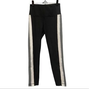 𝅺NWOT Reebok Women’s Performance High Waist 7/8